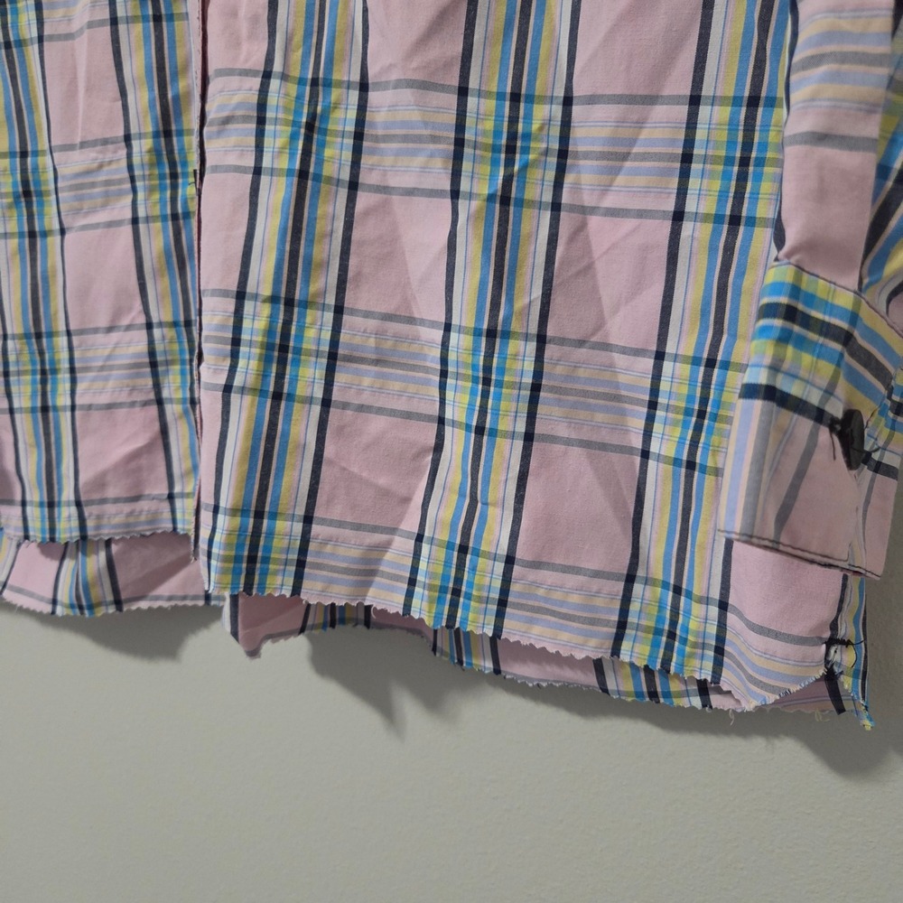 Thrill Jeans Womens 1X Pink Plaid Roll Tab Sleeve Button Up Shirt Raw Hem - Picture 3 of 6